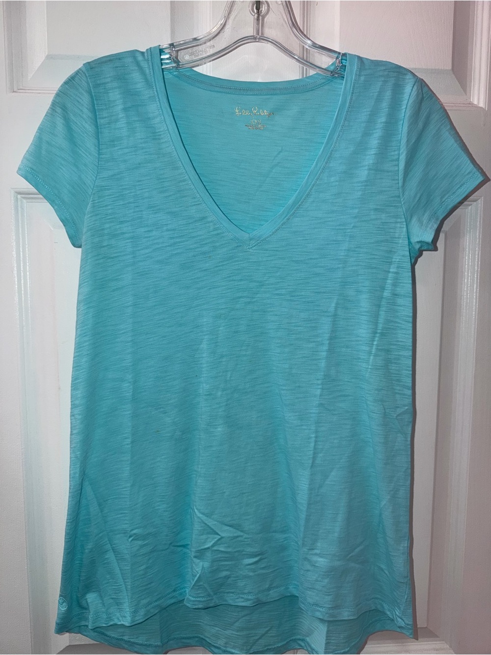 Lilly Pulitzer Aqua Pima Cotton V-Neck Tee | XXS | Made in Peru